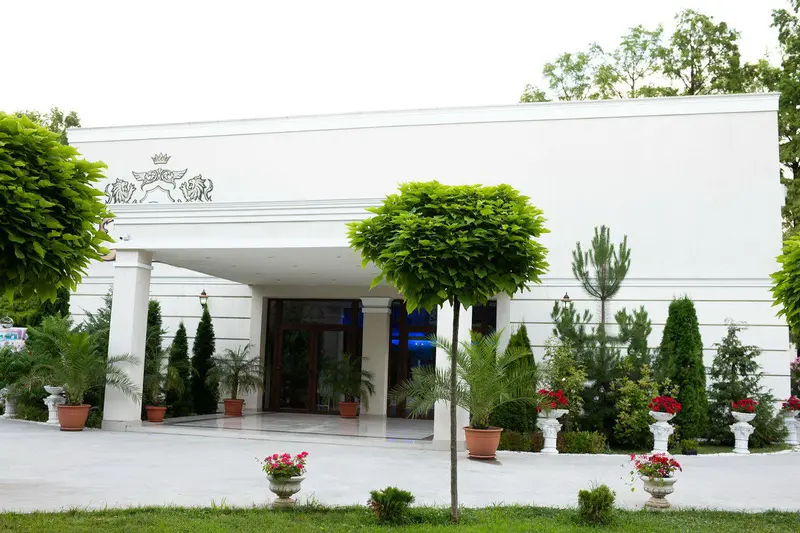Restaurant nuntă București – Colonial Club Cernica