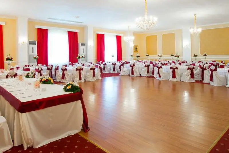 Restaurant nuntă București – Aurrum Palace Events