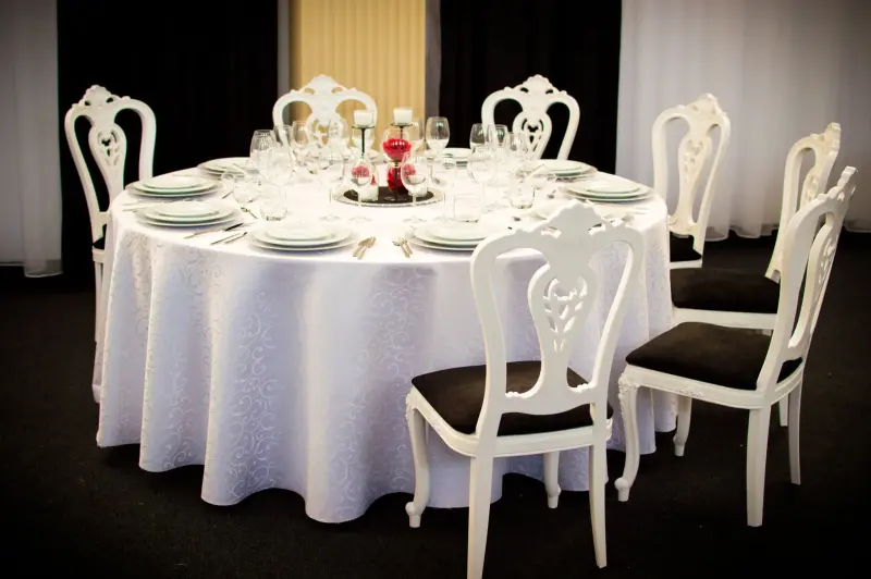 Restaurant nuntă Prahova – Restaurant Black and White