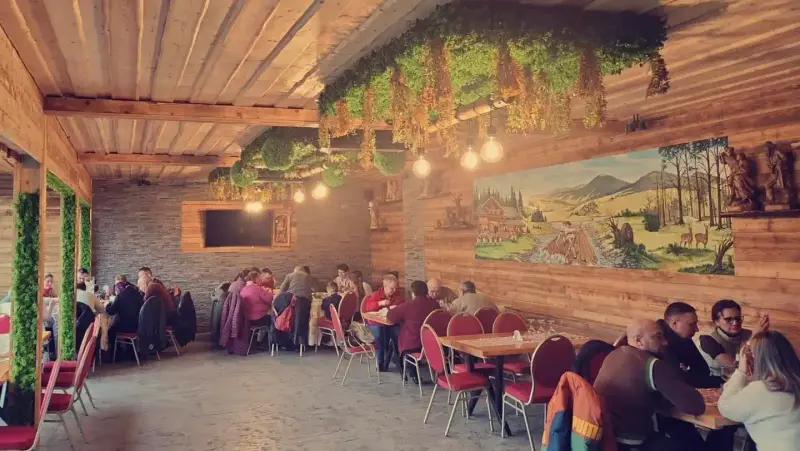 Restaurant nuntă Suceava – Hanul Lui Mujdei