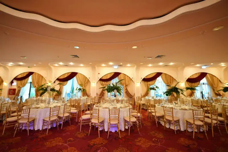 Restaurant nuntă Olt – Arrogance Ballroom