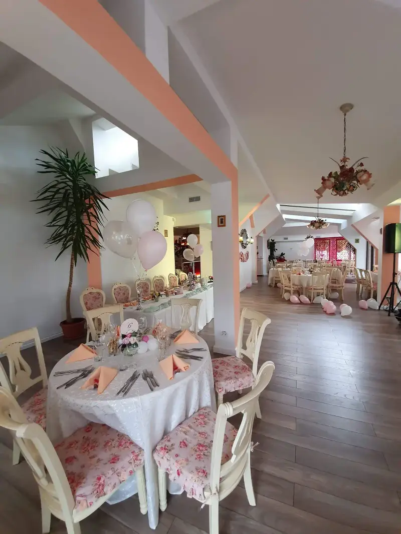 Restaurant nuntă Brașov – Restaurant Roxys Garden