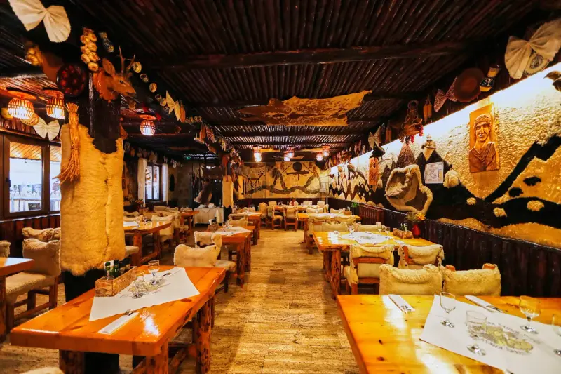 Restaurant nuntă Brașov – Restaurant Sura Dacilor