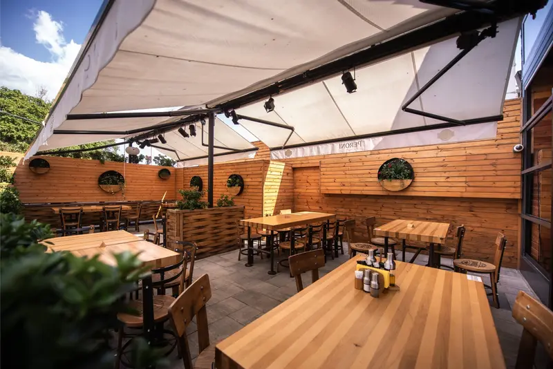 Restaurant nuntă Constanța – Barrels Pub Mamaia