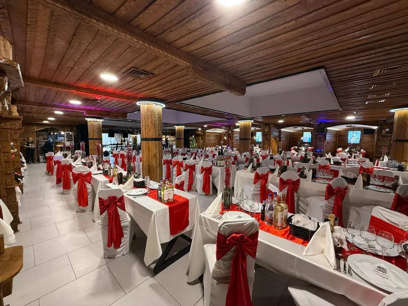 Restaurant nuntă Vâlcea – Complex Turistic Casa Romaneasca